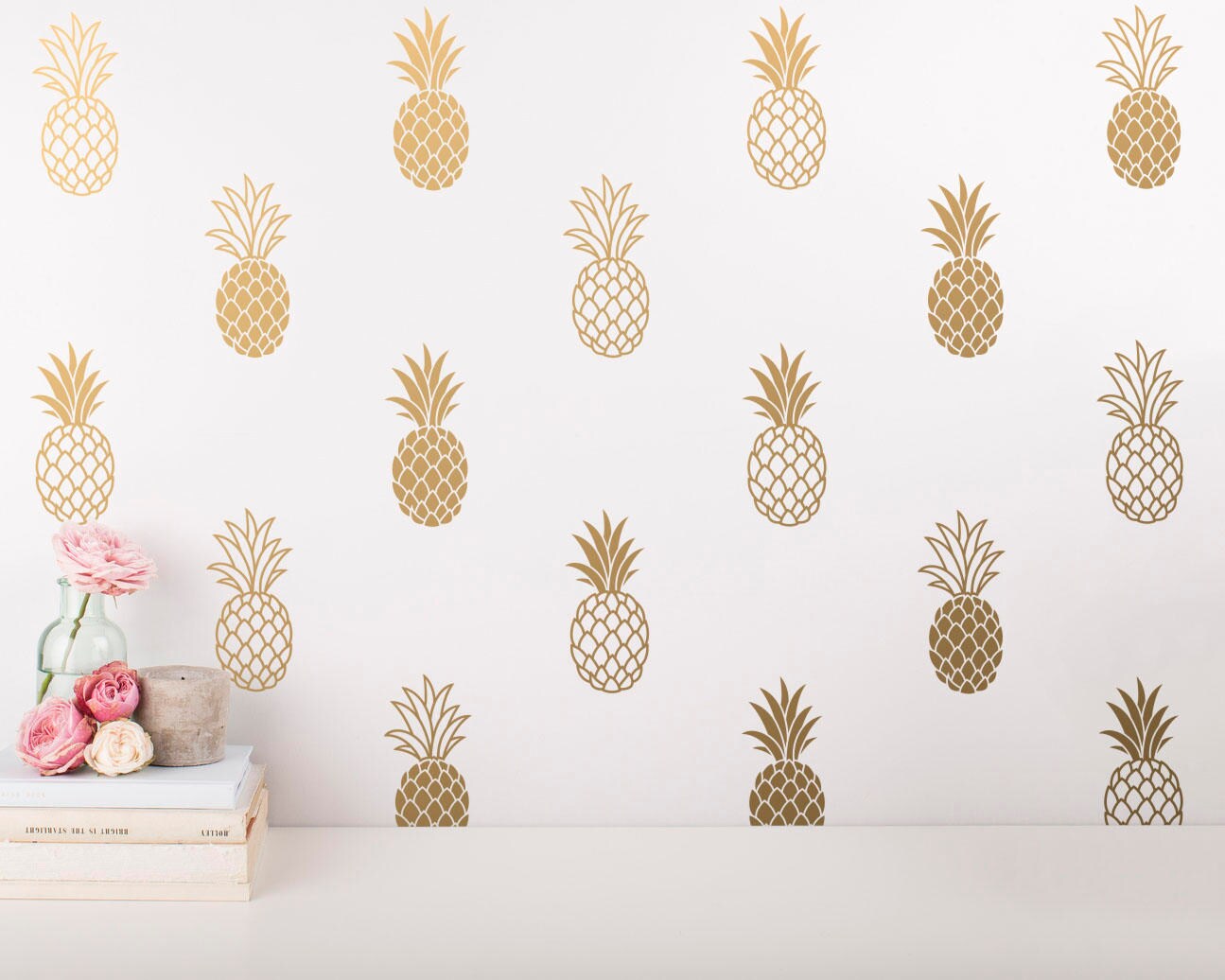 Pretty Little Pineapples